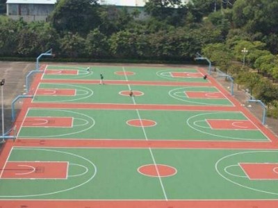 室外塑胶篮球场好在哪里 室外塑胶篮球场好在哪里